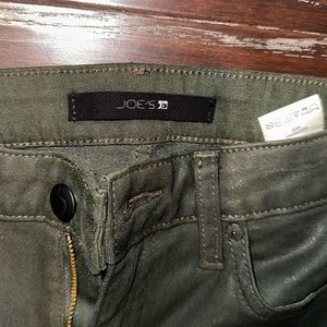 Metallic green joes jeans 👖 so cute! NWOT
